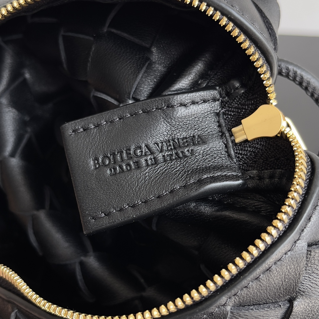 Bottega Veneta Satchel Bags